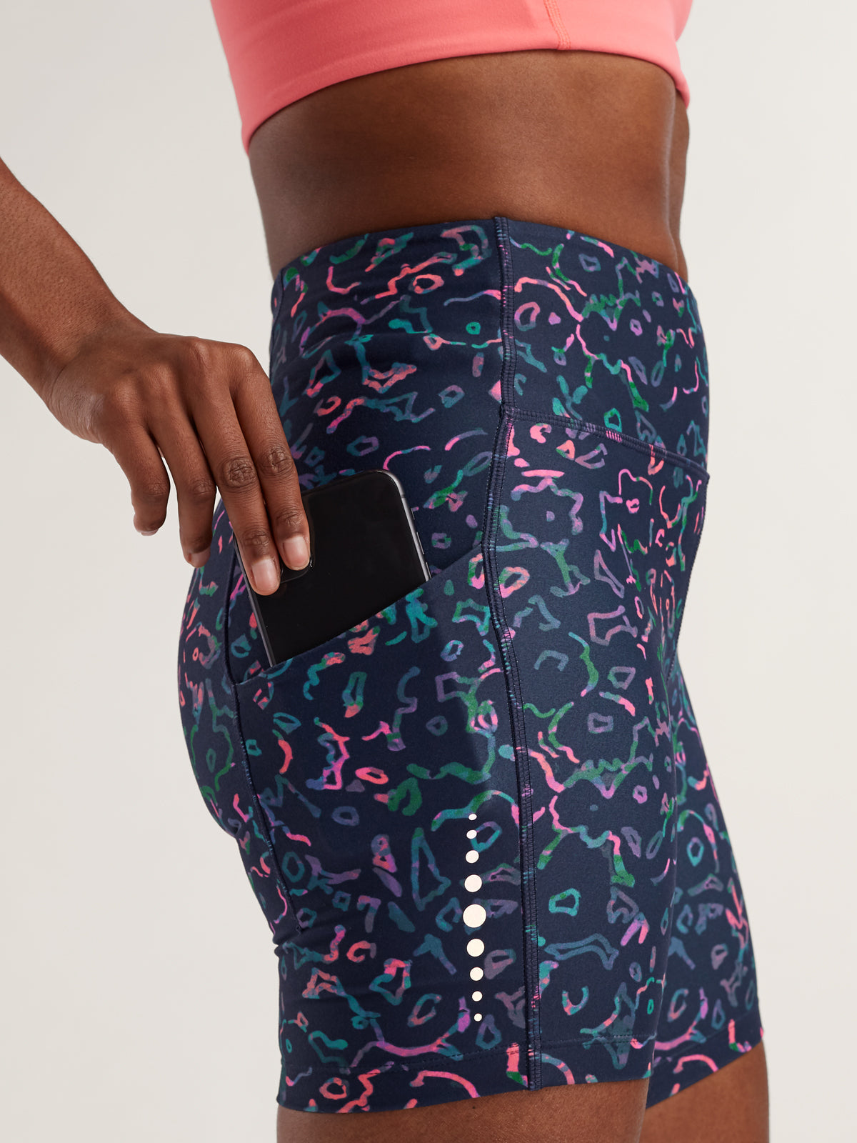 MVT Train Shorts 6"