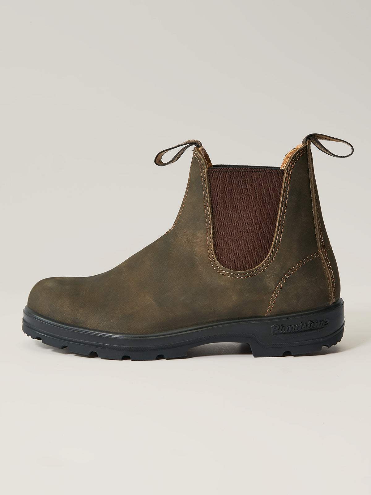 550 Chelsea Boot