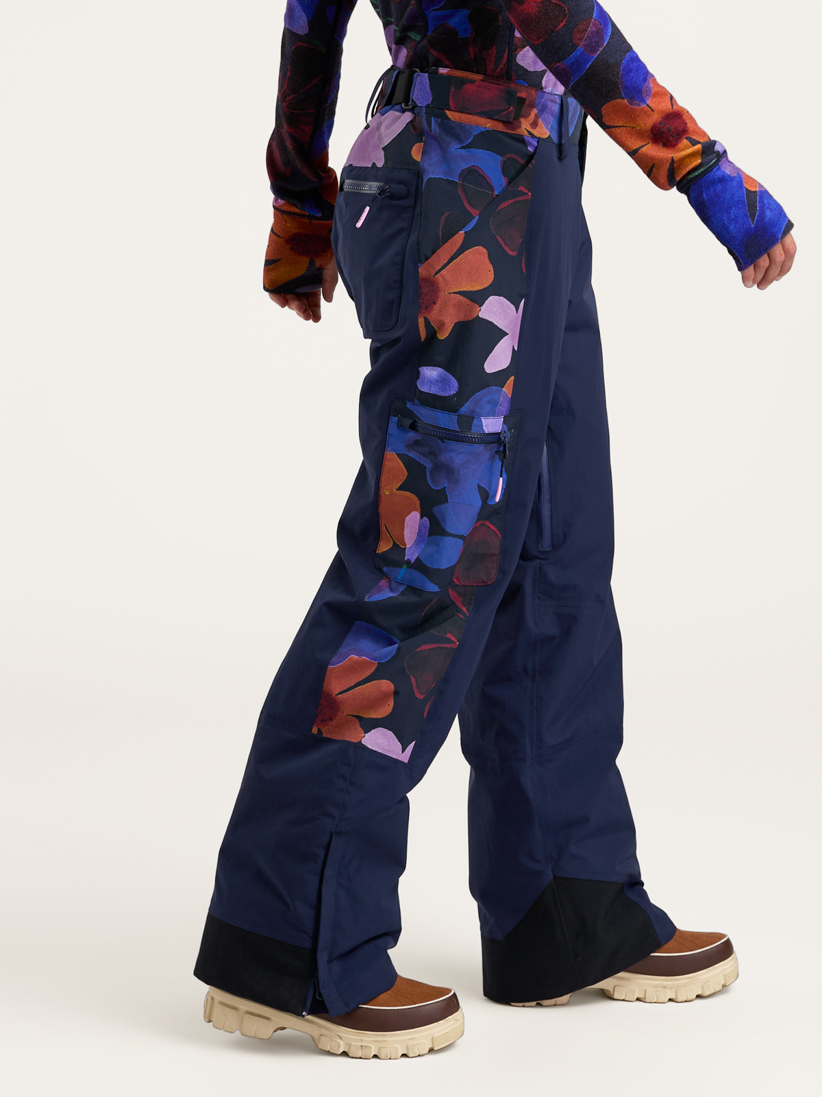 Roundhouse Insulated Pants