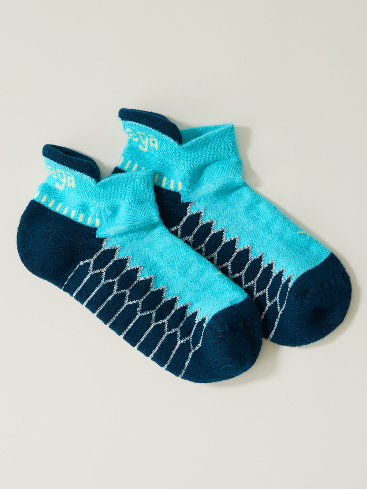 Silver Lining No Show Socks