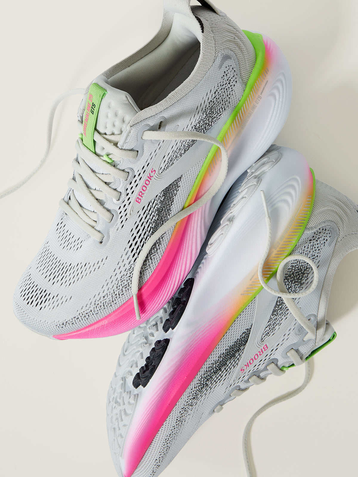 Adrenaline GTS 25 Running Shoes