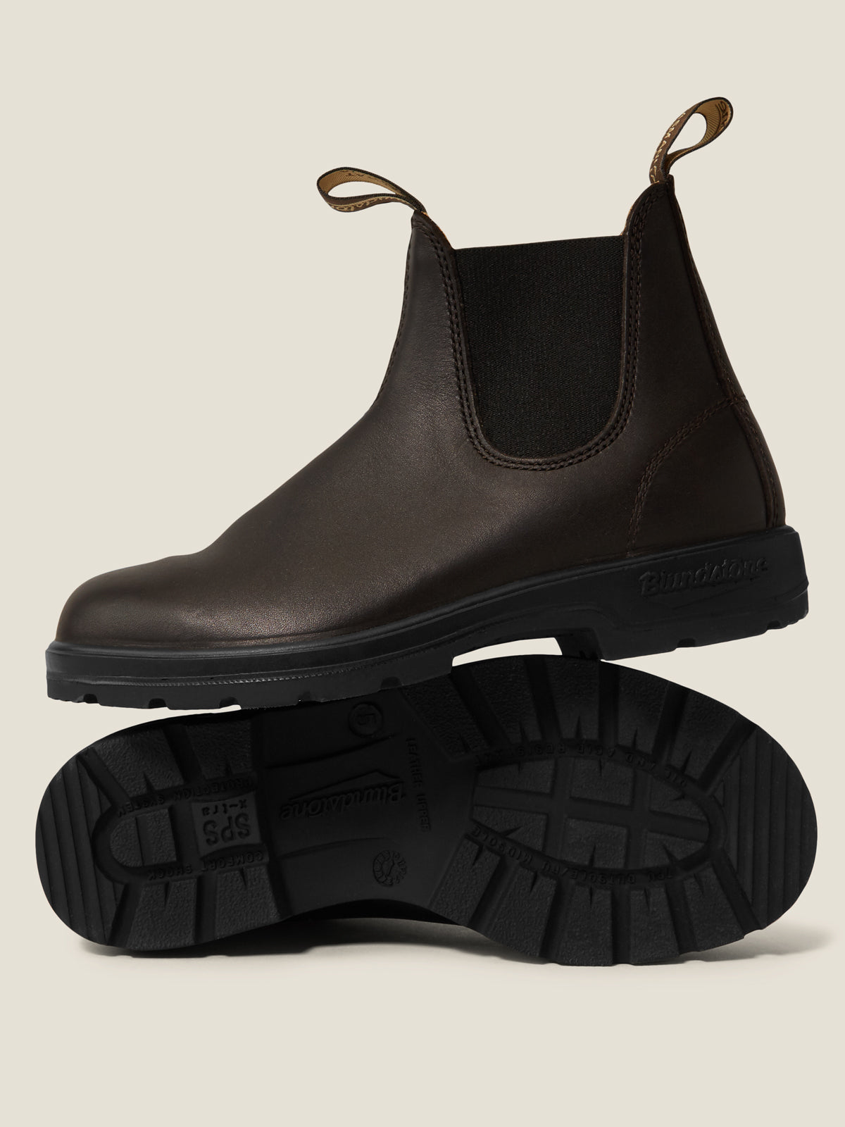550 Chelsea Boot