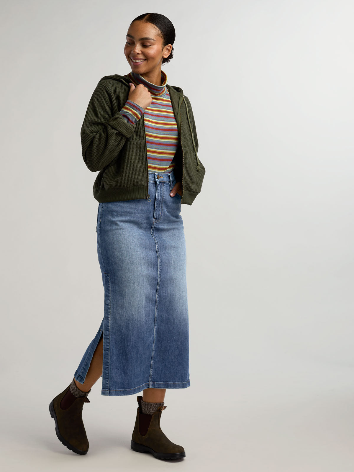 DUER Women's Performance Denim Midi Skirt – Title Nine