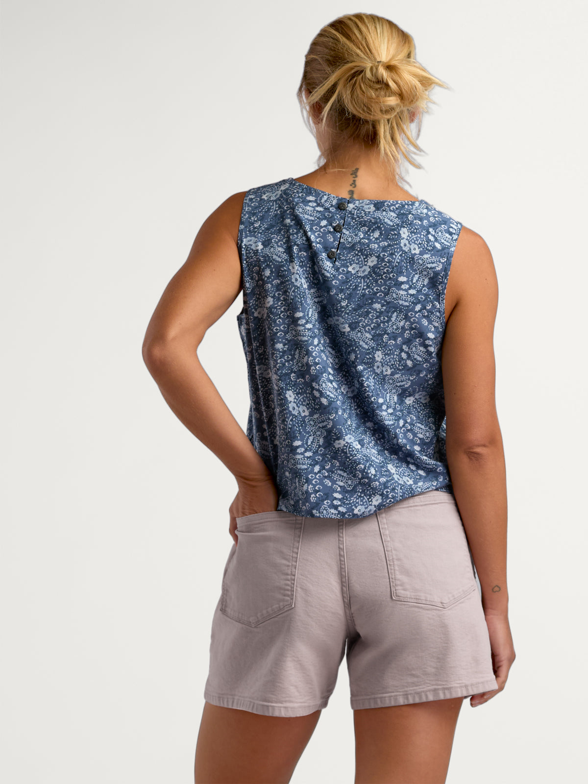 Performance Stretch Canvas High Rise Relaxed Shorts