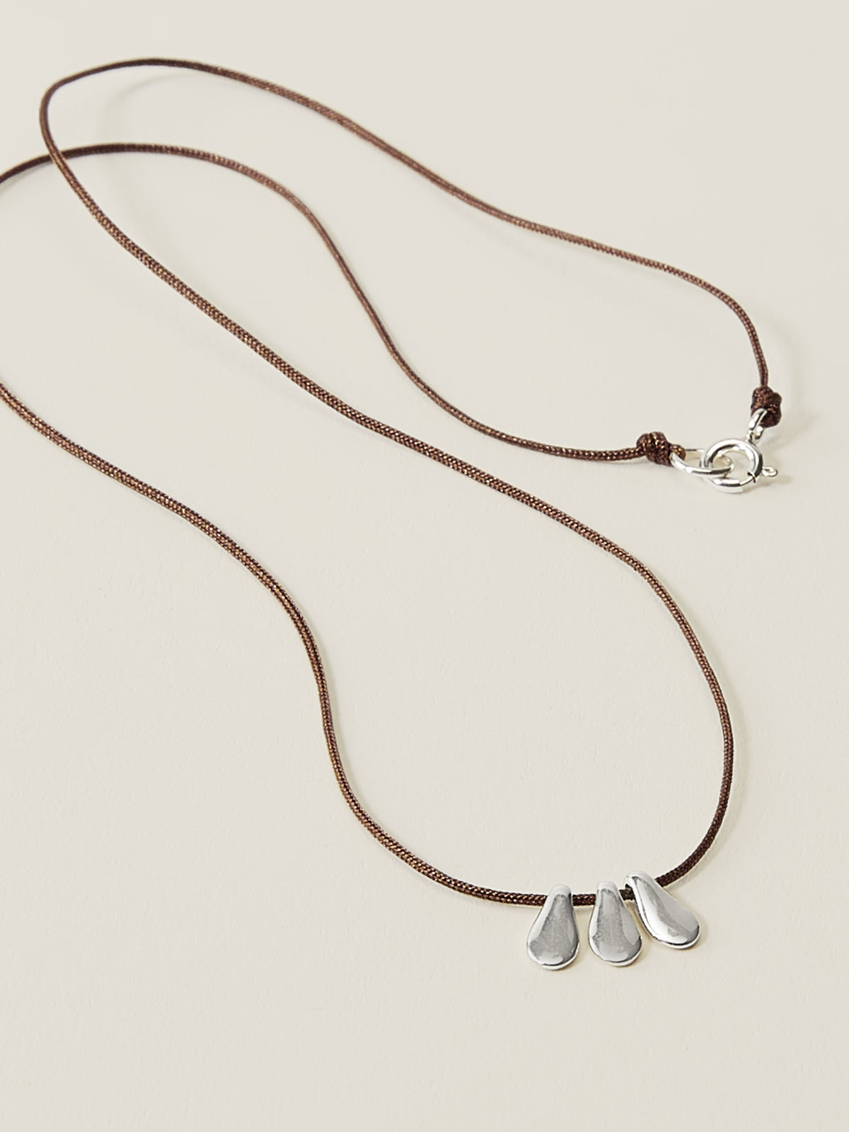 Tiny Charm Necklace - Three Petal