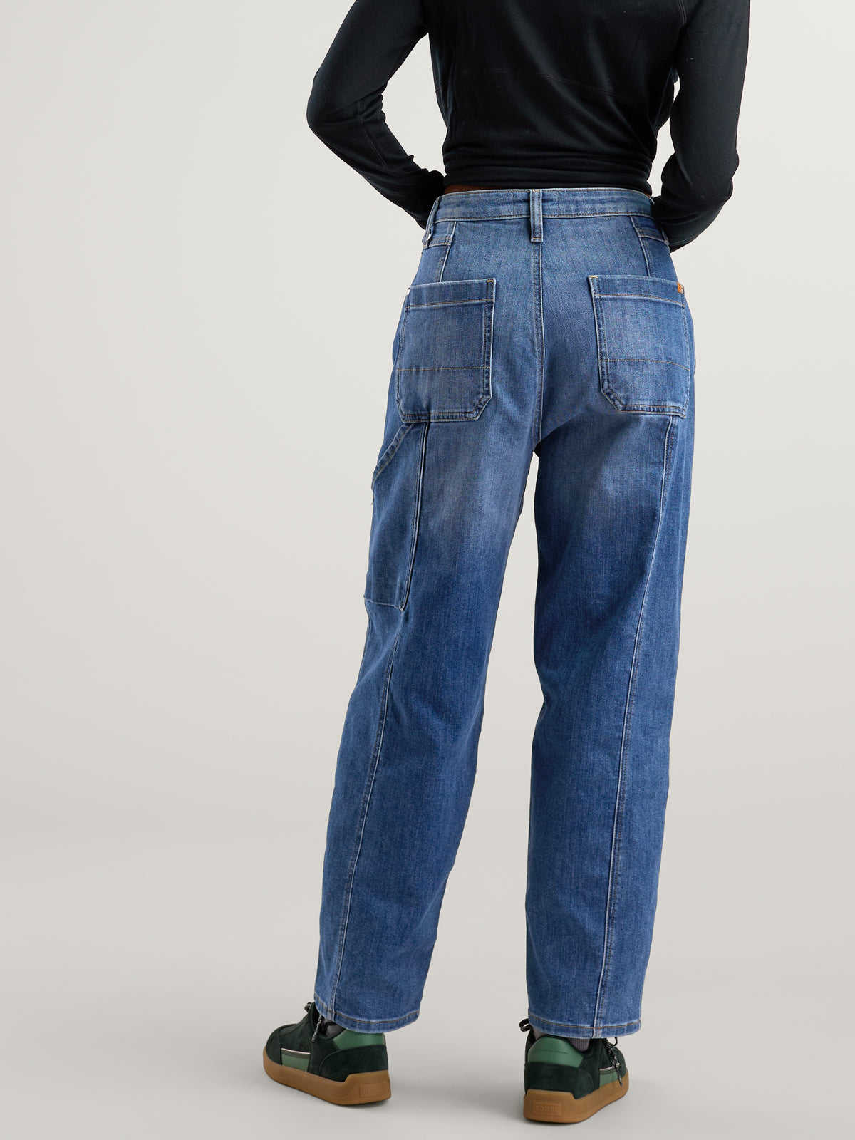 Performance High Rise Barrel Jean