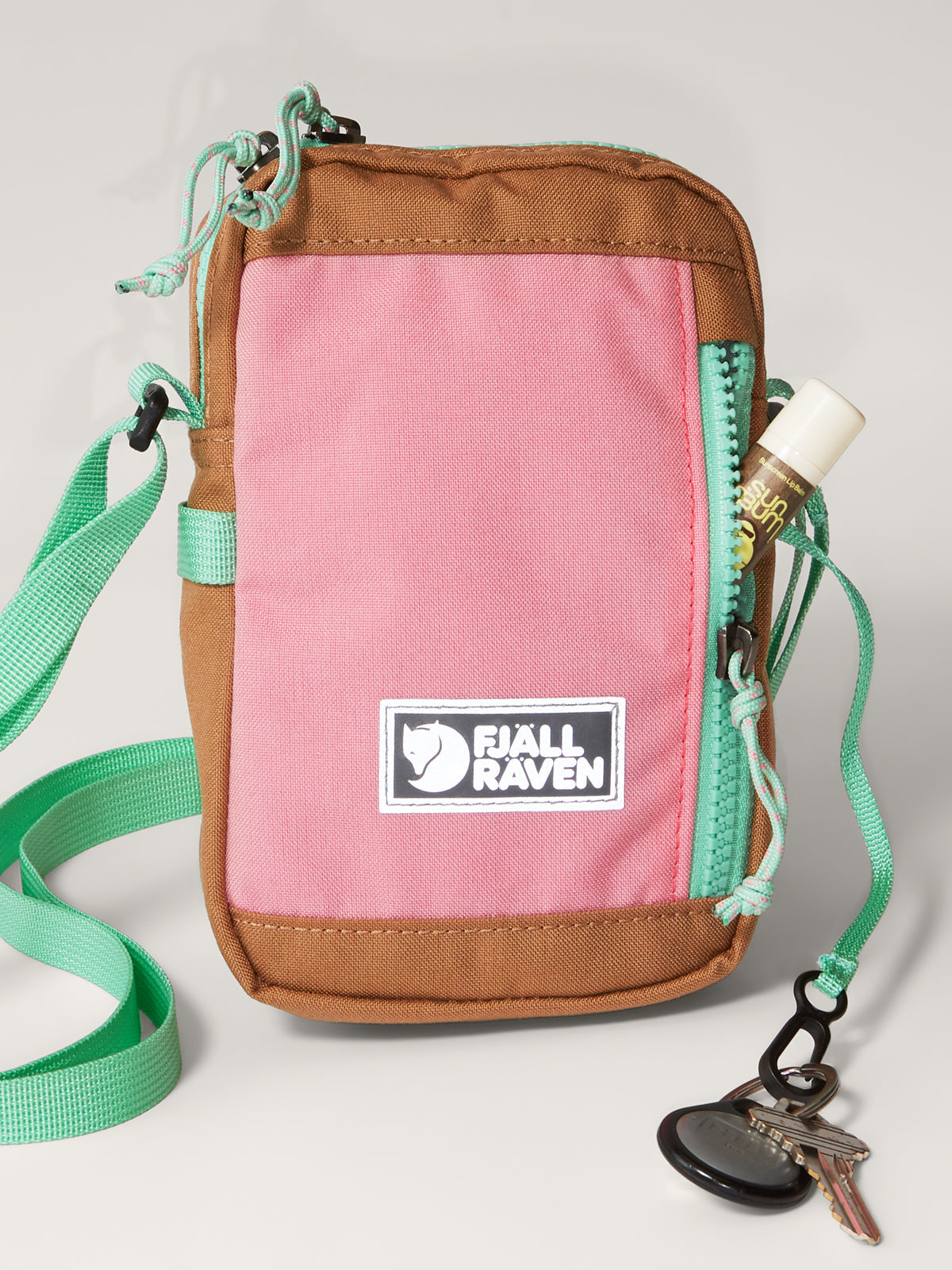 Vardag Crossbody Pocket Bag - 0.8L