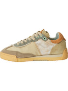 Boomerang Sneaker all-groups