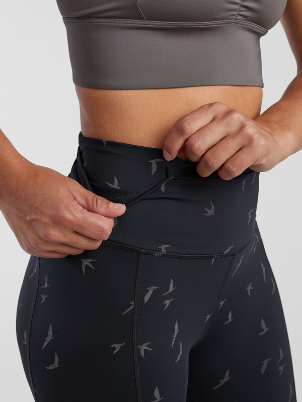 KC 3/4 Reflective Running Tights, , original
