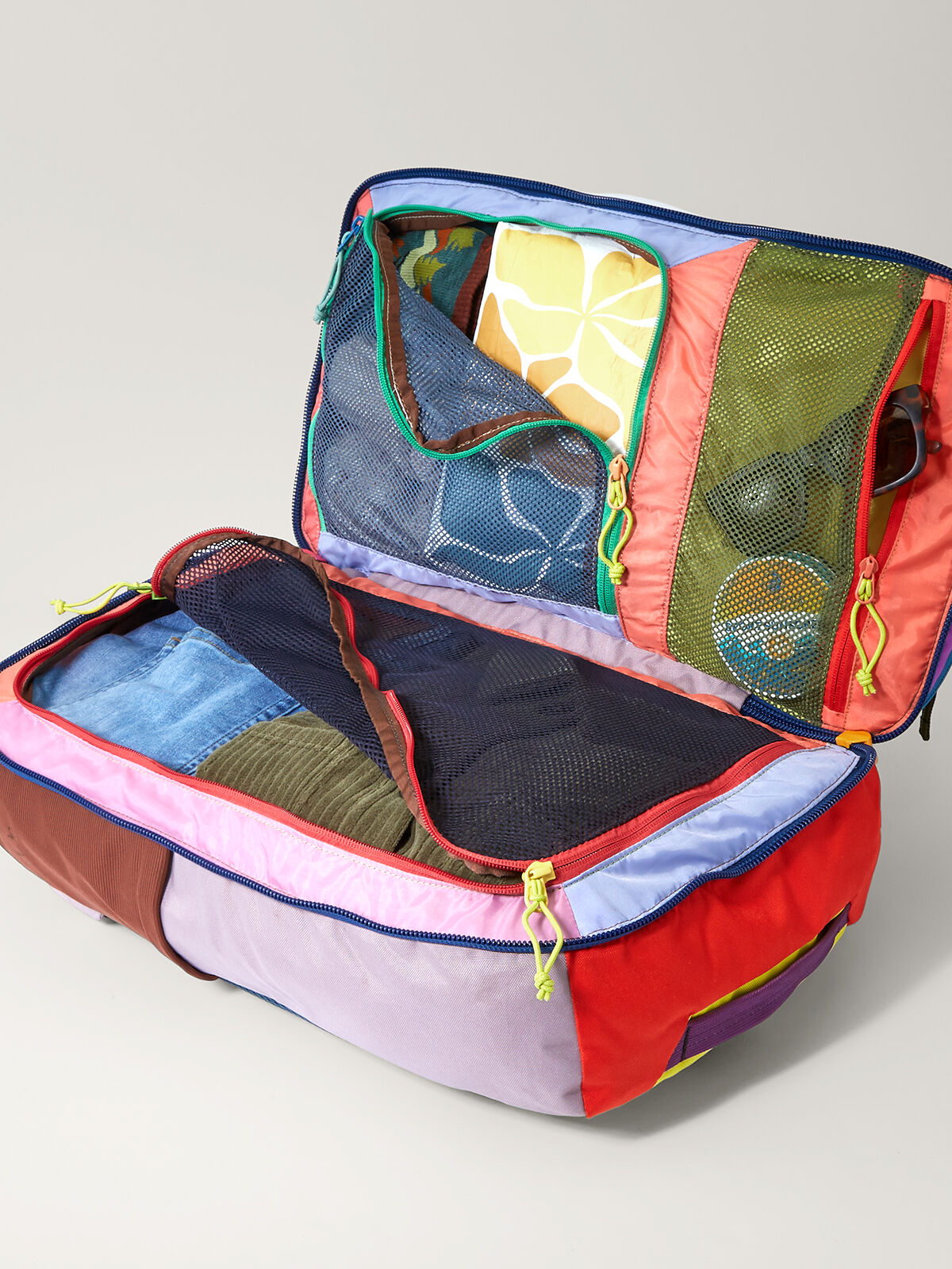 Cotopaxi Women's Allpa Travel Pack Del Dia - 28L | Title Nine