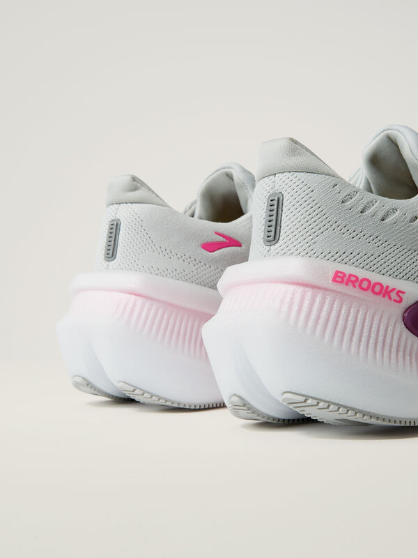 Brooks Women&rsquo;s Glycerin Max 2 &ndash; Max Cushion Running Shoes