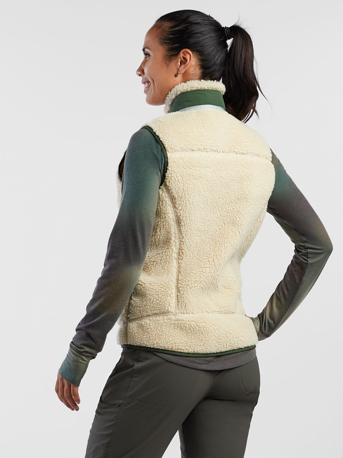Patagonia Women's Classic Retro-X Fleece Vest Outlet