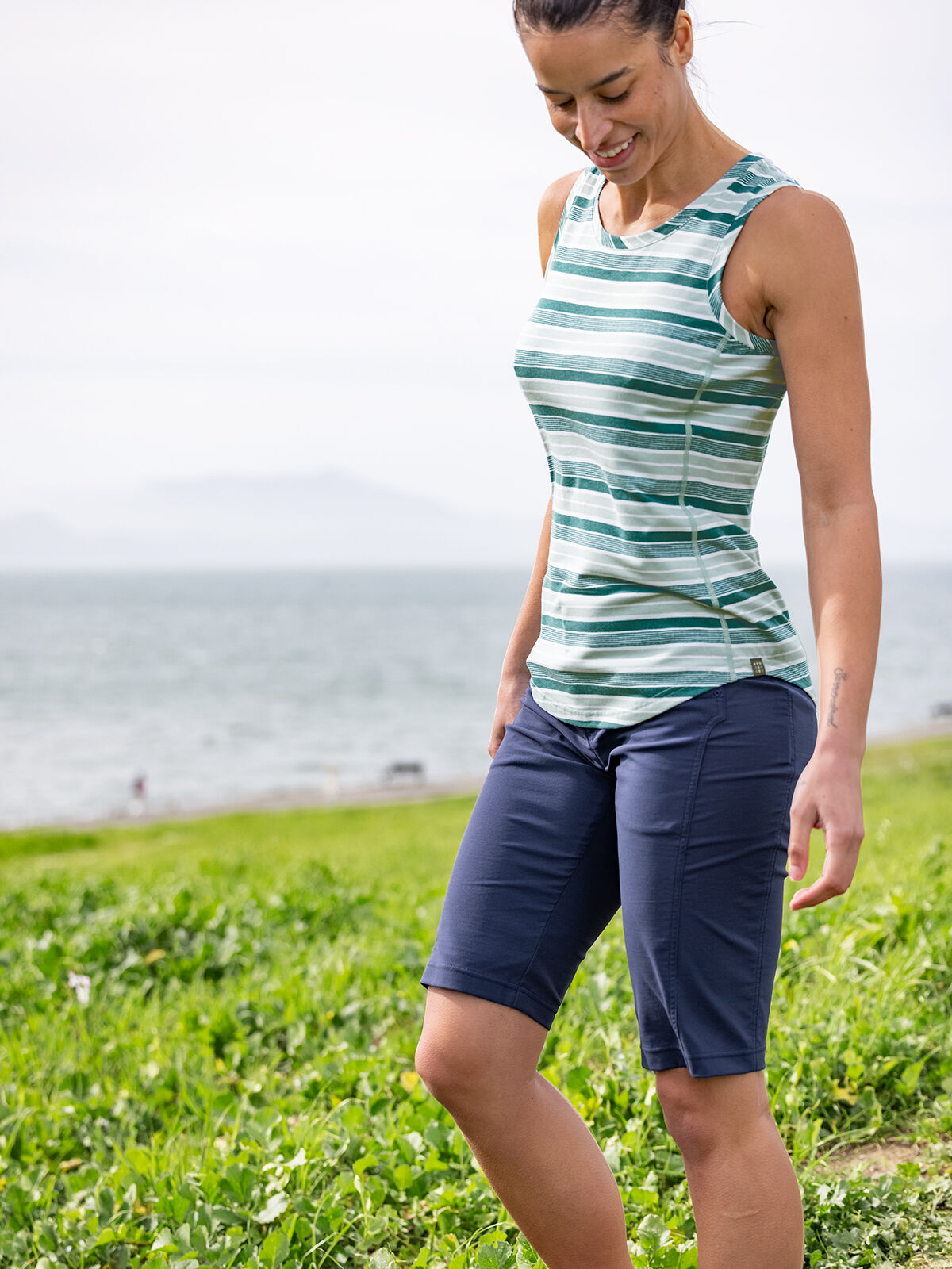 トップス bibiy FRANCINE RUGBY TOP B51-TS120NVF.jpg?v=1756444600&