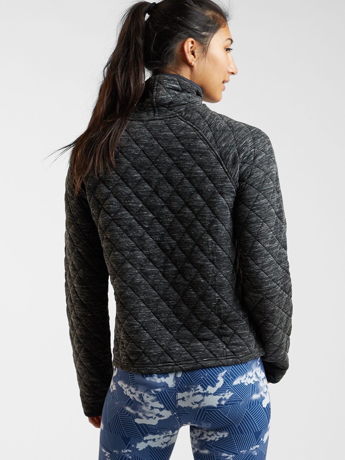 Quilted turtleneck sweatshirt outlet