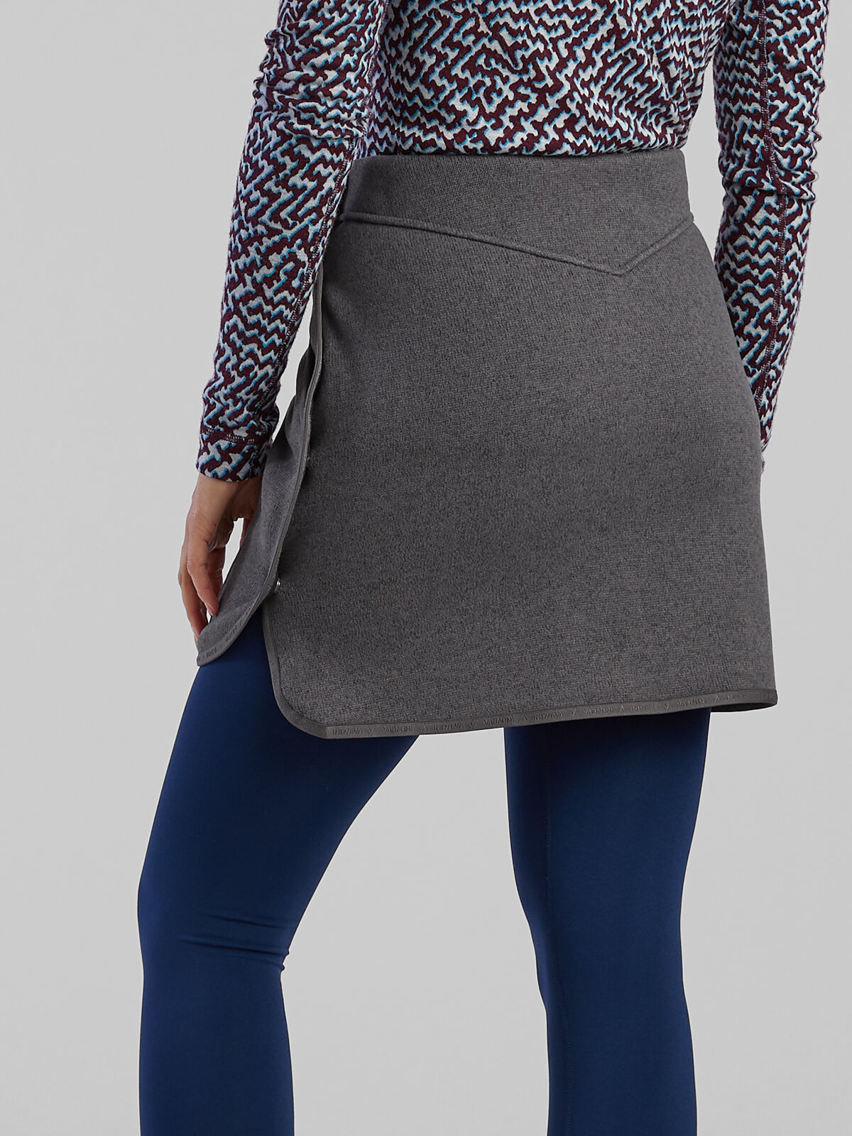 Indyeva Fleece Skirt: 25th Hour | Title Nine