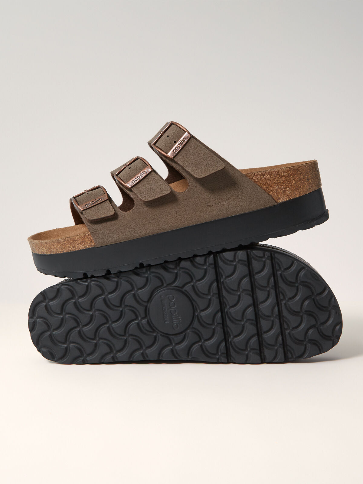 【未使用級】 BIRKENSTOCK プロフィビルキー ブラウン 42 27㎝ Birkenstock Florida III Flex Platform Vegan - Birkibuc | Title Nine