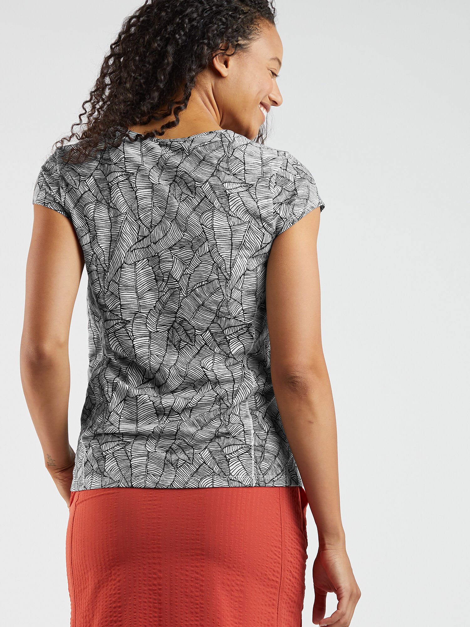Henerala Short Sleeve Top - Linear Leaf, , original
