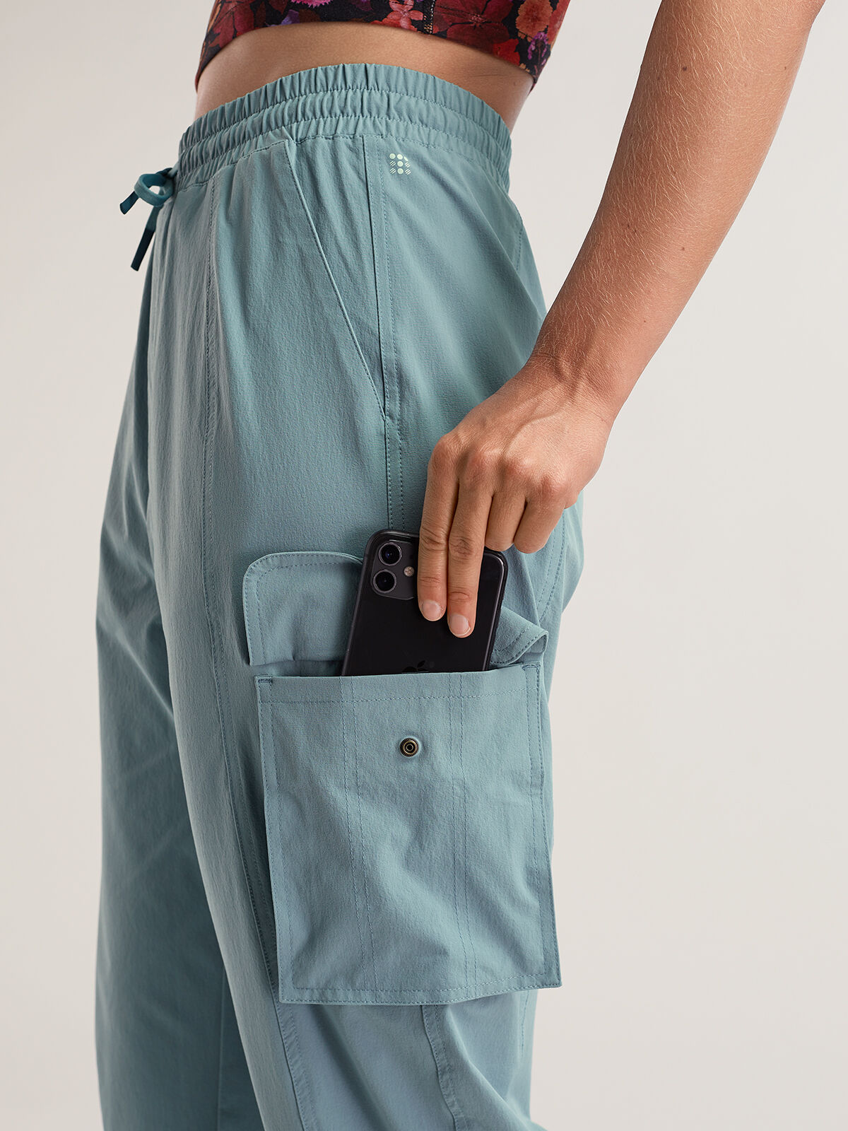Women's Cargo Hiking and Climbing Pants: Kanga