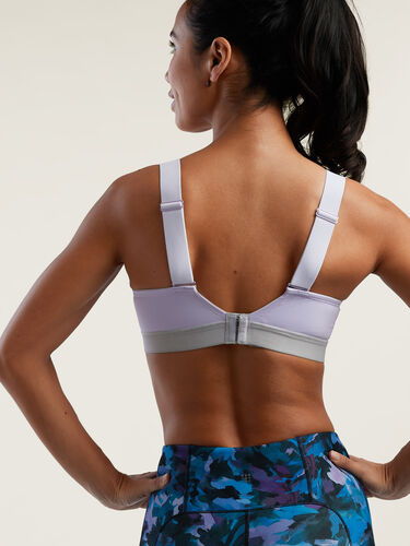 Eight Days Underwire Sports Bra