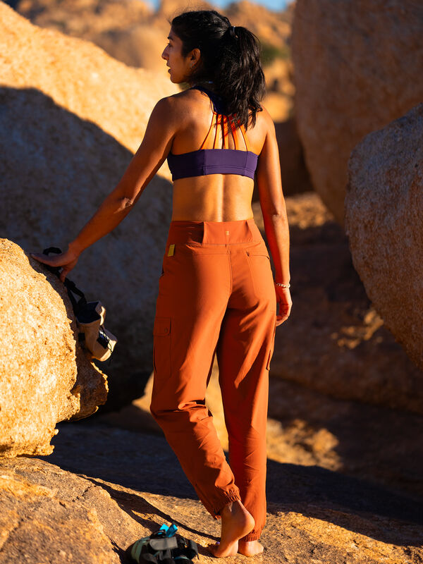 Women&rsquo;s Petite High Rise Hiking Pants Cordillera