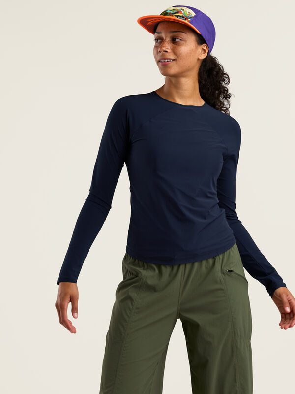 Hikerkind Trail Tech Long Sleeve Tee &ndash; Women's Hiking Shirt