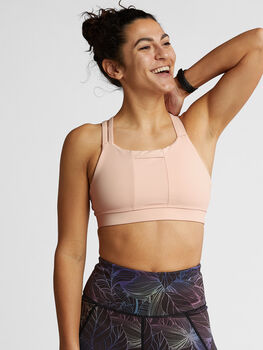 Runway Pocket Sports Bra