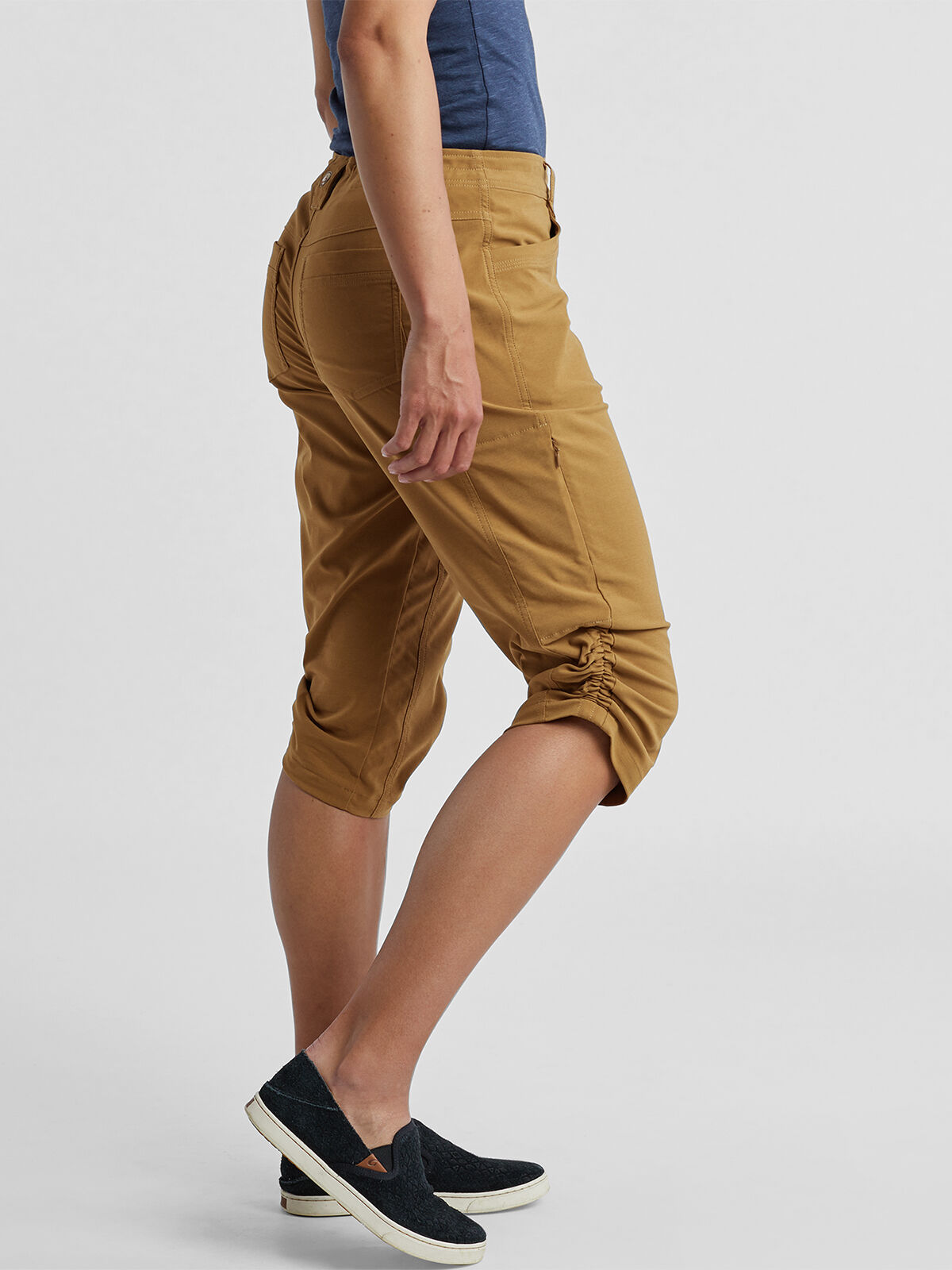 Walking capris 2025