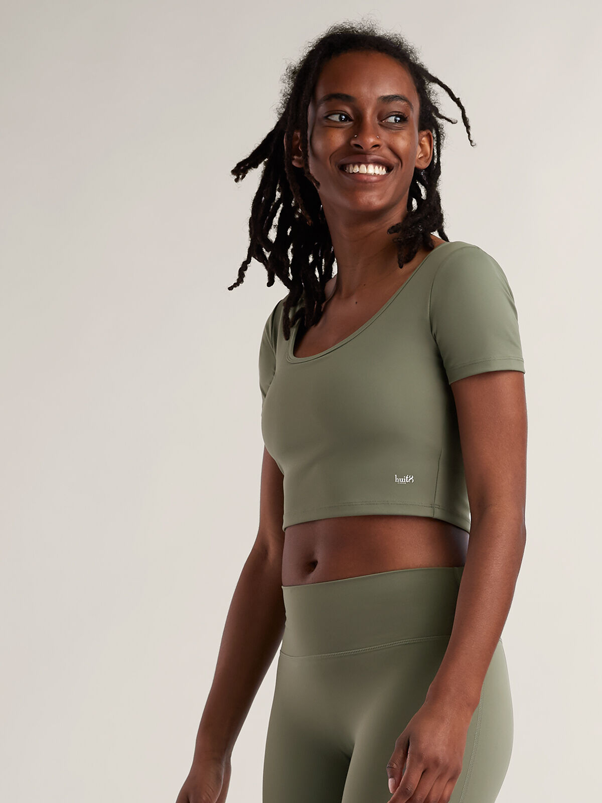 【yo_biotop】cropped bear bra top Women's Workout Cropped Bra Top: Bien Être | Title Nine
