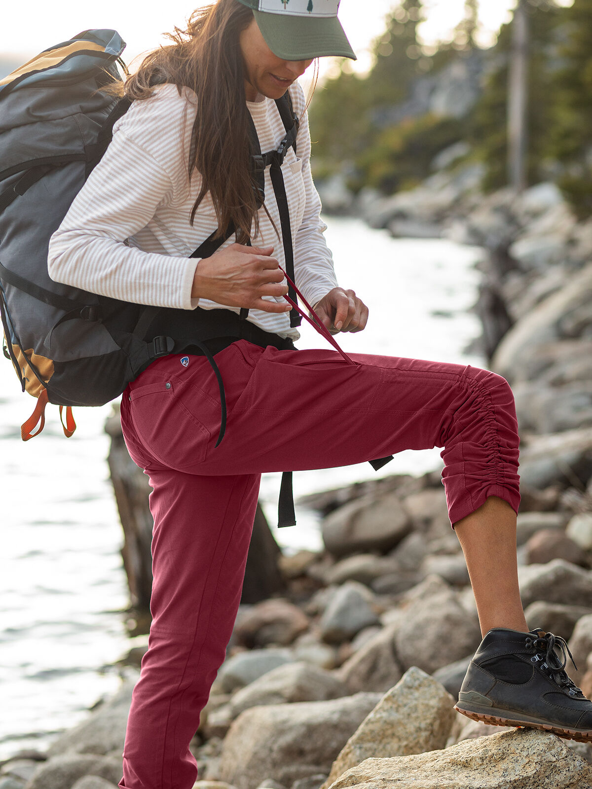 Women's convertible mountain hiking trousers - MH550