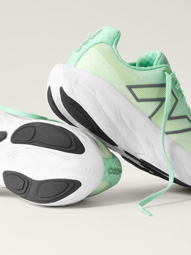 Fresh Foam X 1080 v14 Running Sneakers