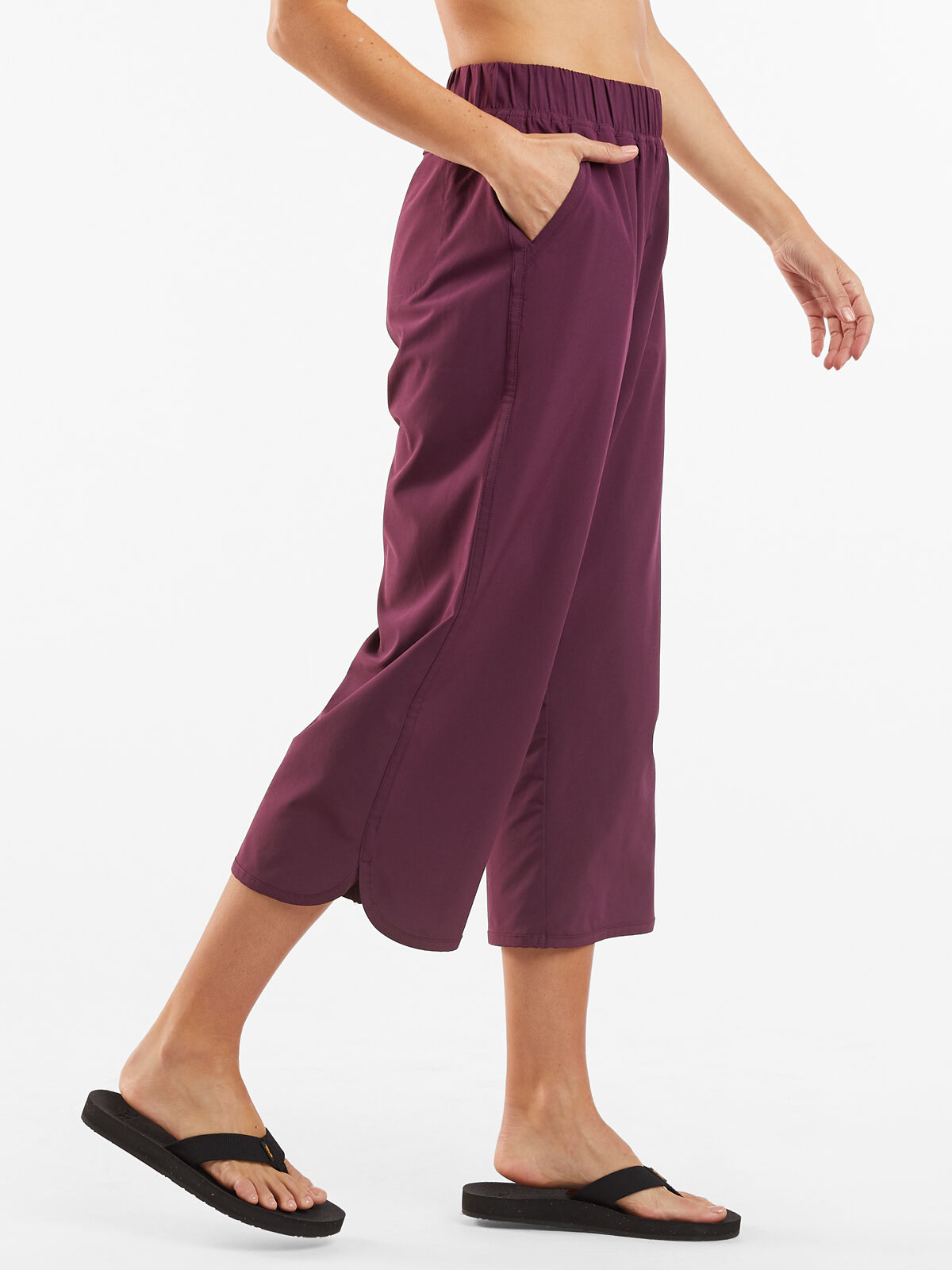 Wide Leg Cropped Pants: Slaycation | Title Nine