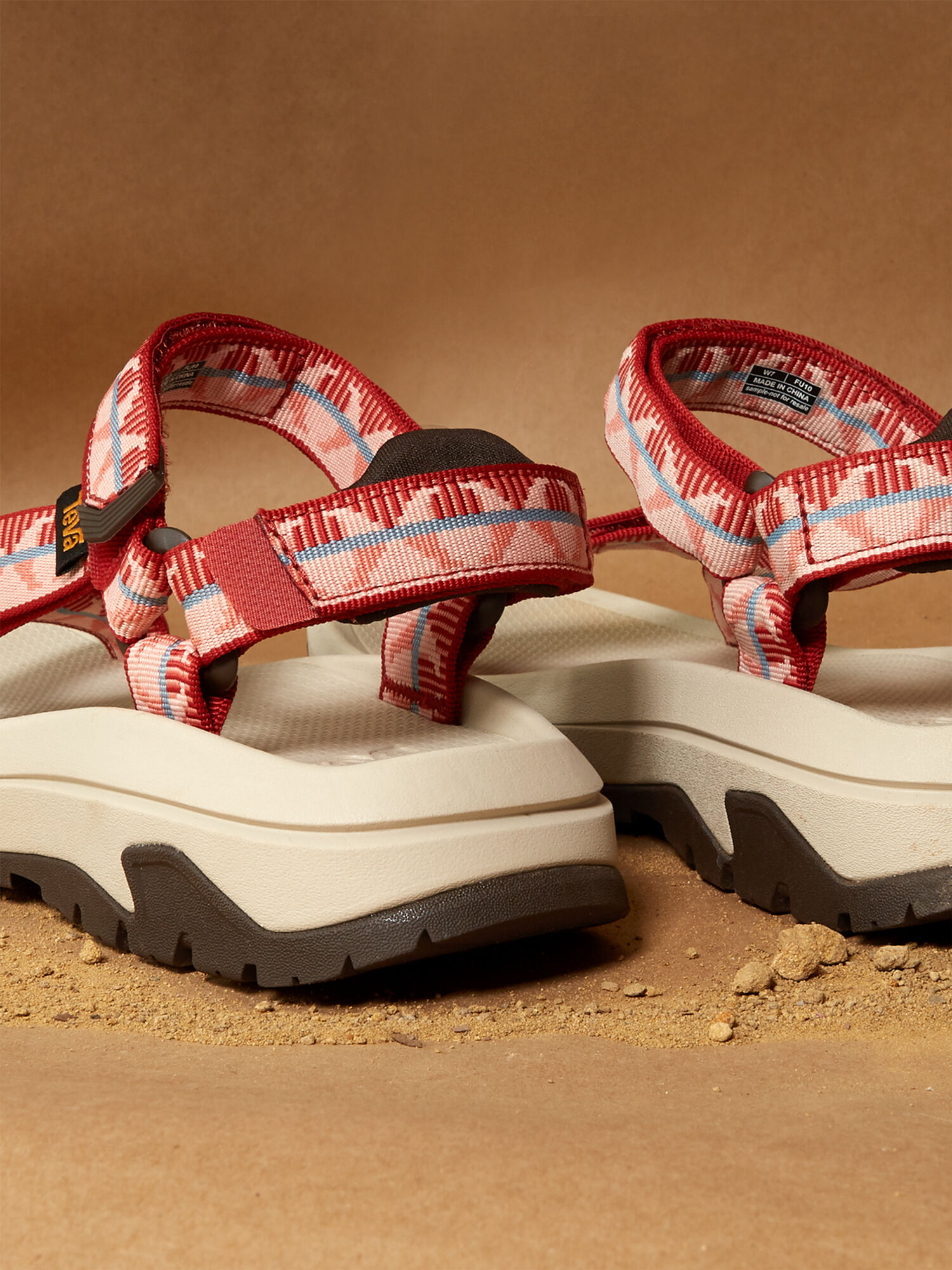 Hurricane XLT3 Criss Cross Sandals, , original