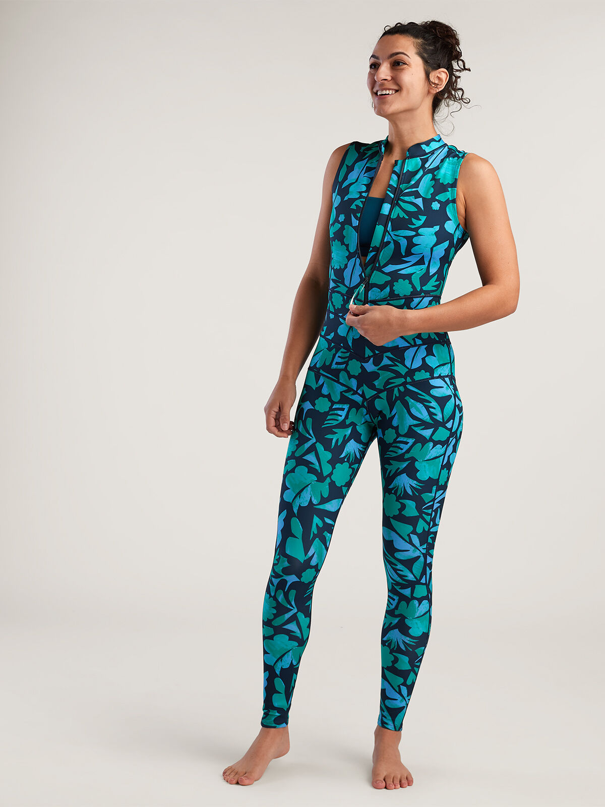 Carve Designs Sleeveless Wesuit: Duckdive - Mezcal | Title Nine