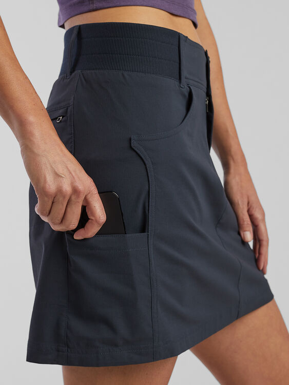 Hiking Skort Clamber Recycled | with Nine Title Pockets: