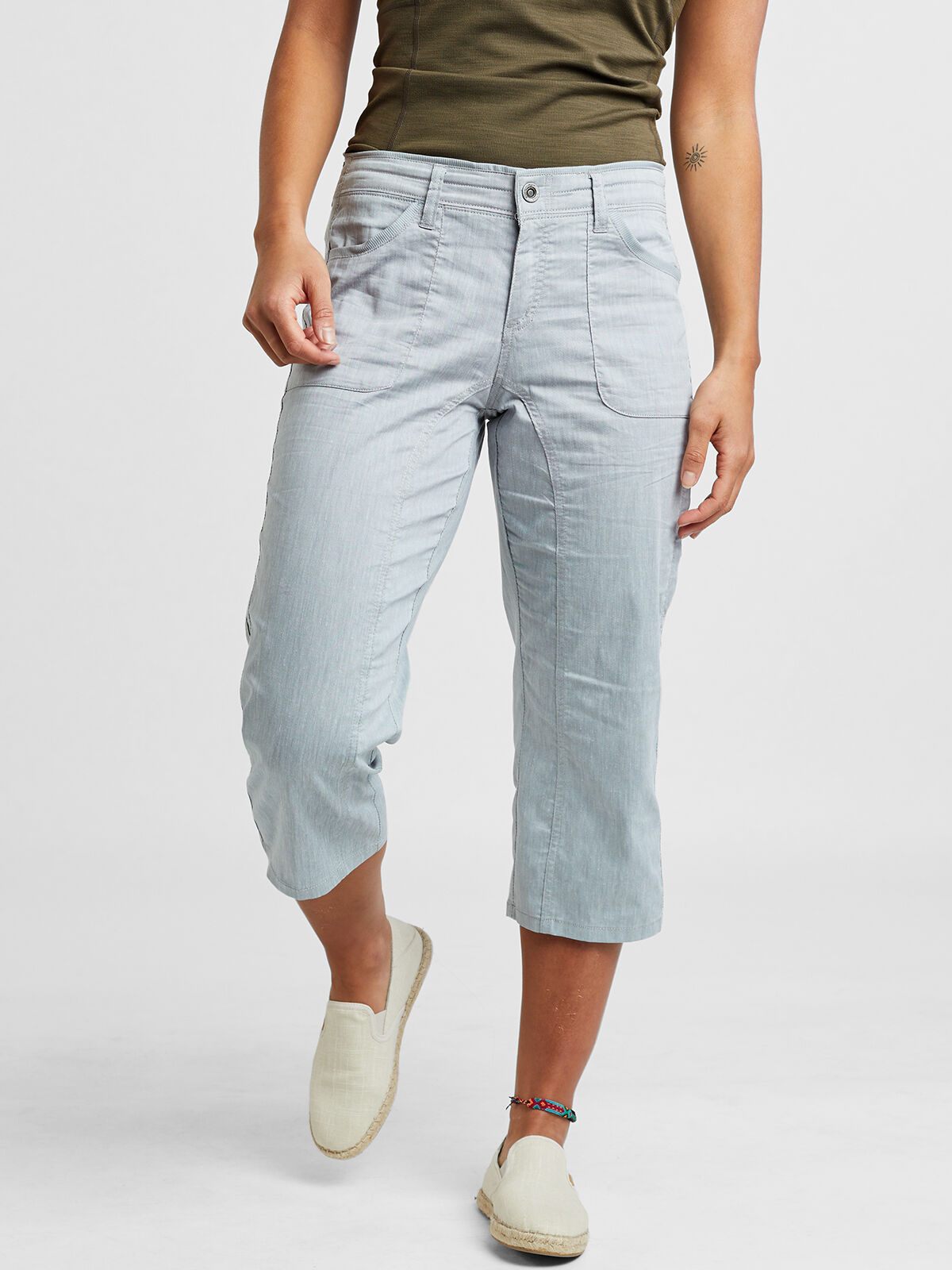 Title nine capris outlet