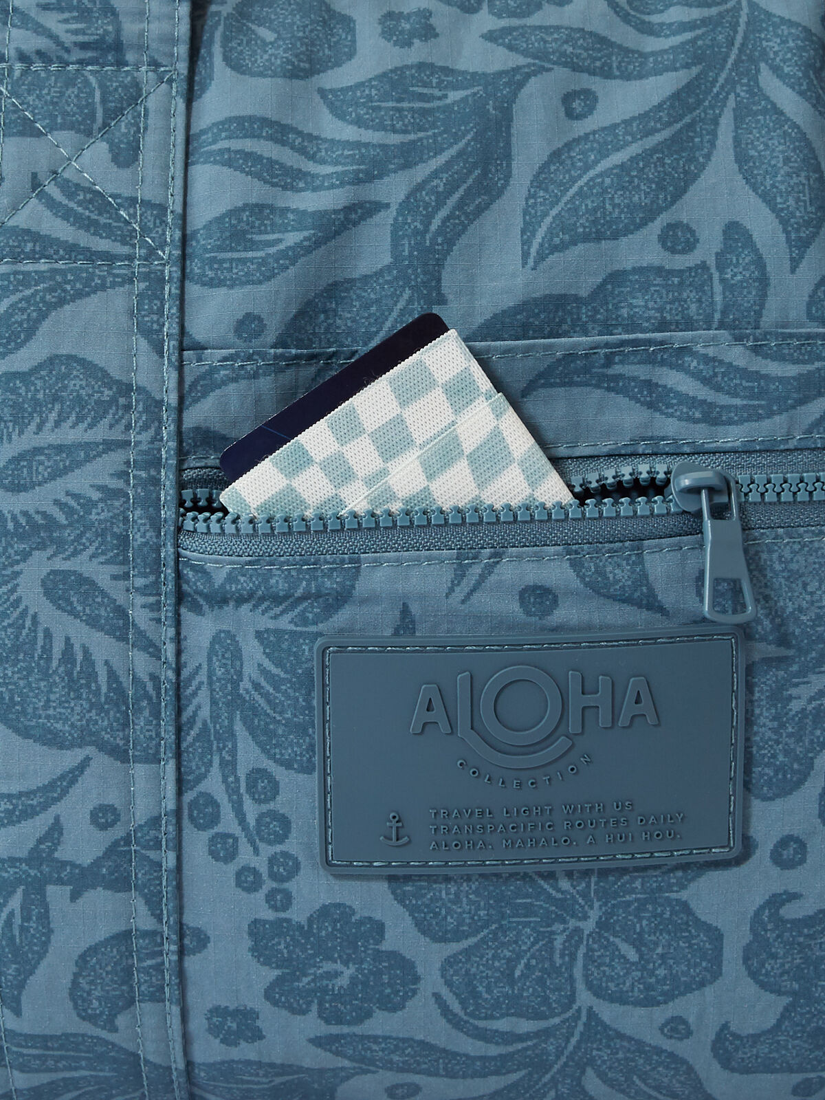 Aloha Weekender Dufflel Bag - Solid | Title Nine