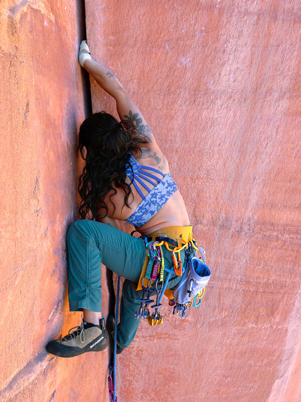 Hiking Pants for Women: Recycled Clamber