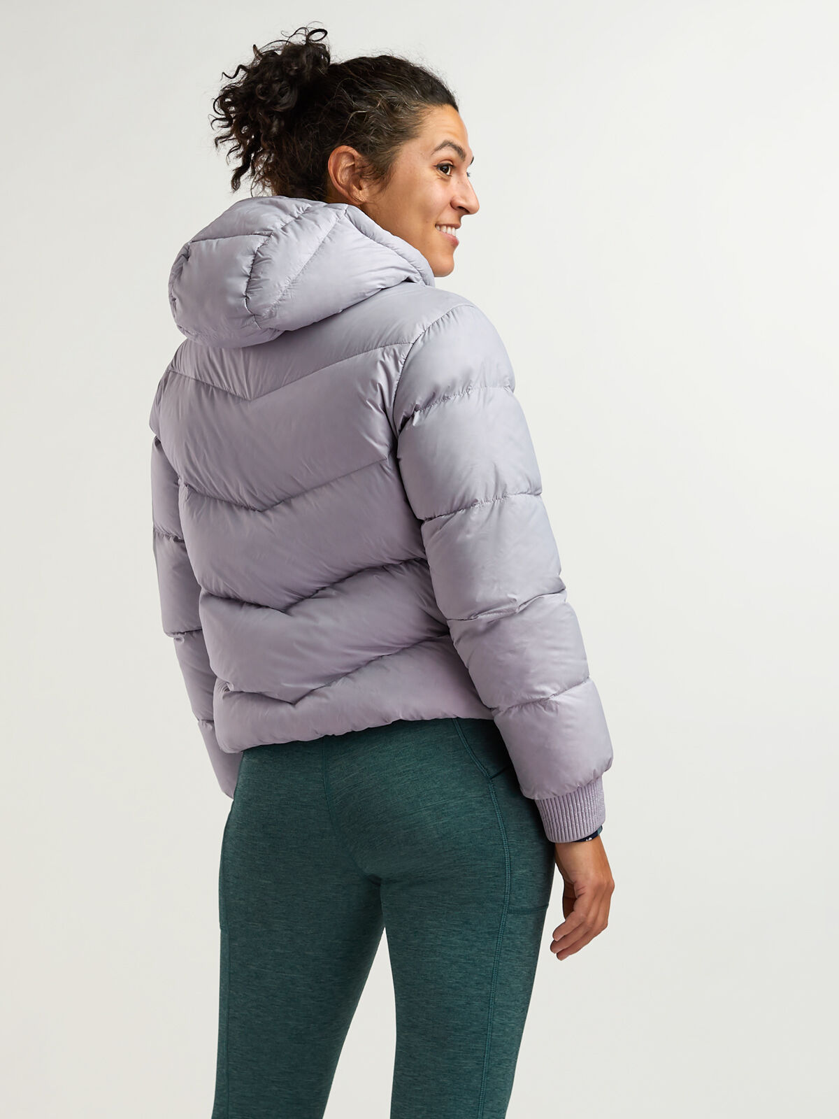 Patagonia レディース ダウンジャケット フード付き グレー XS Patagonia Women's Sindit Recycled Down Winter Puffer | Title Nine