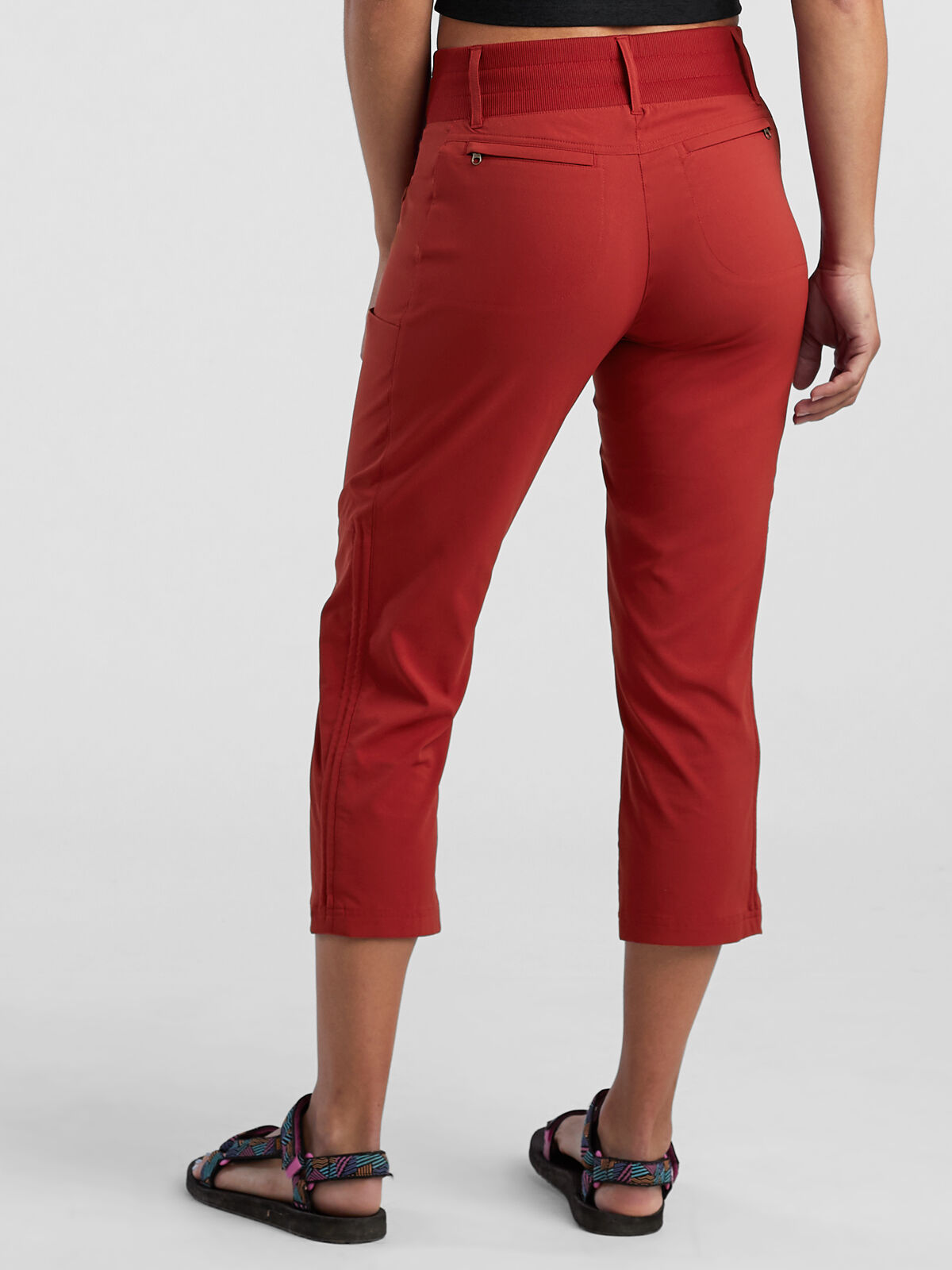 Hiking capris online