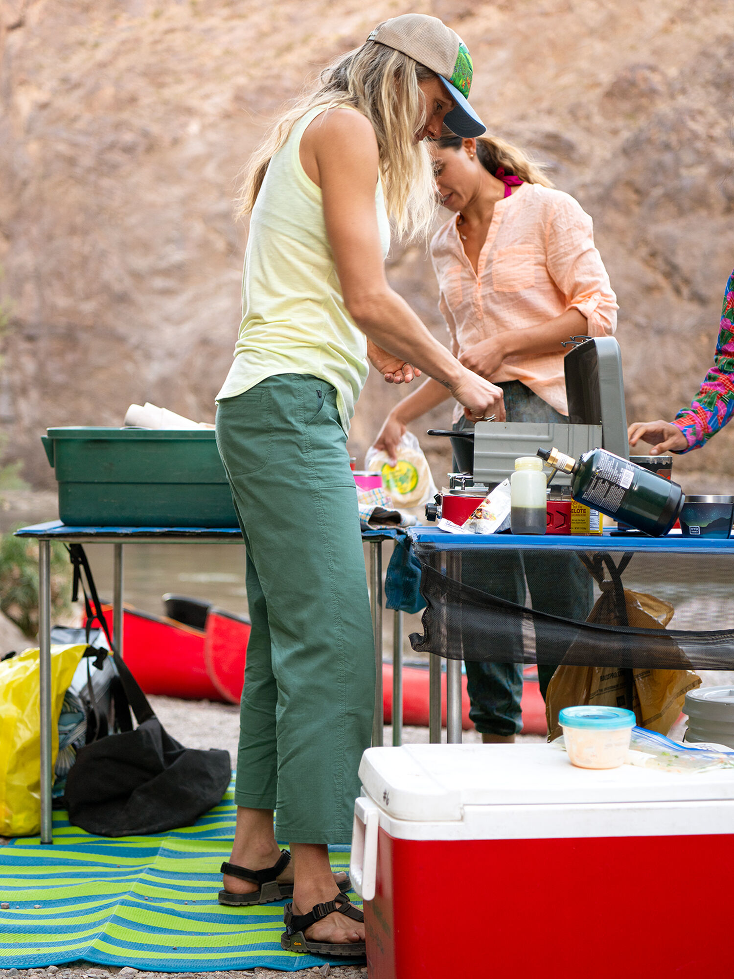 V Neck Tank Top Womens Henerala Solid Title Nine