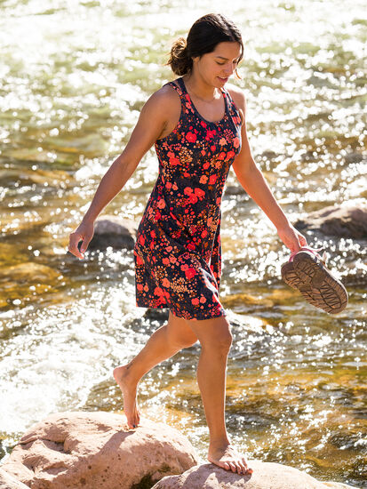 Title Nine Women's Dress with Built in Bra. Pink Orange Spaghetti