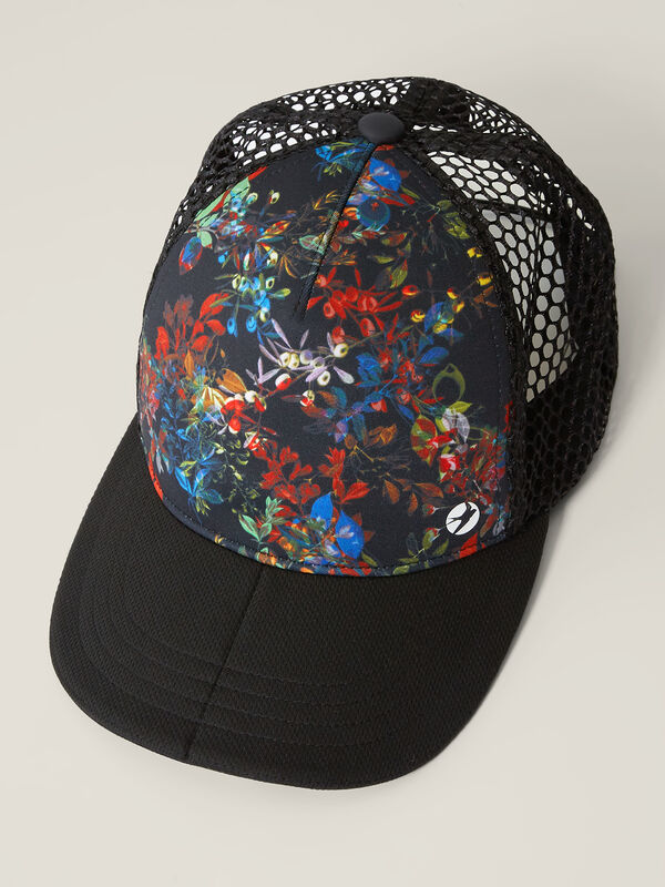 Runner Trucker Hat
