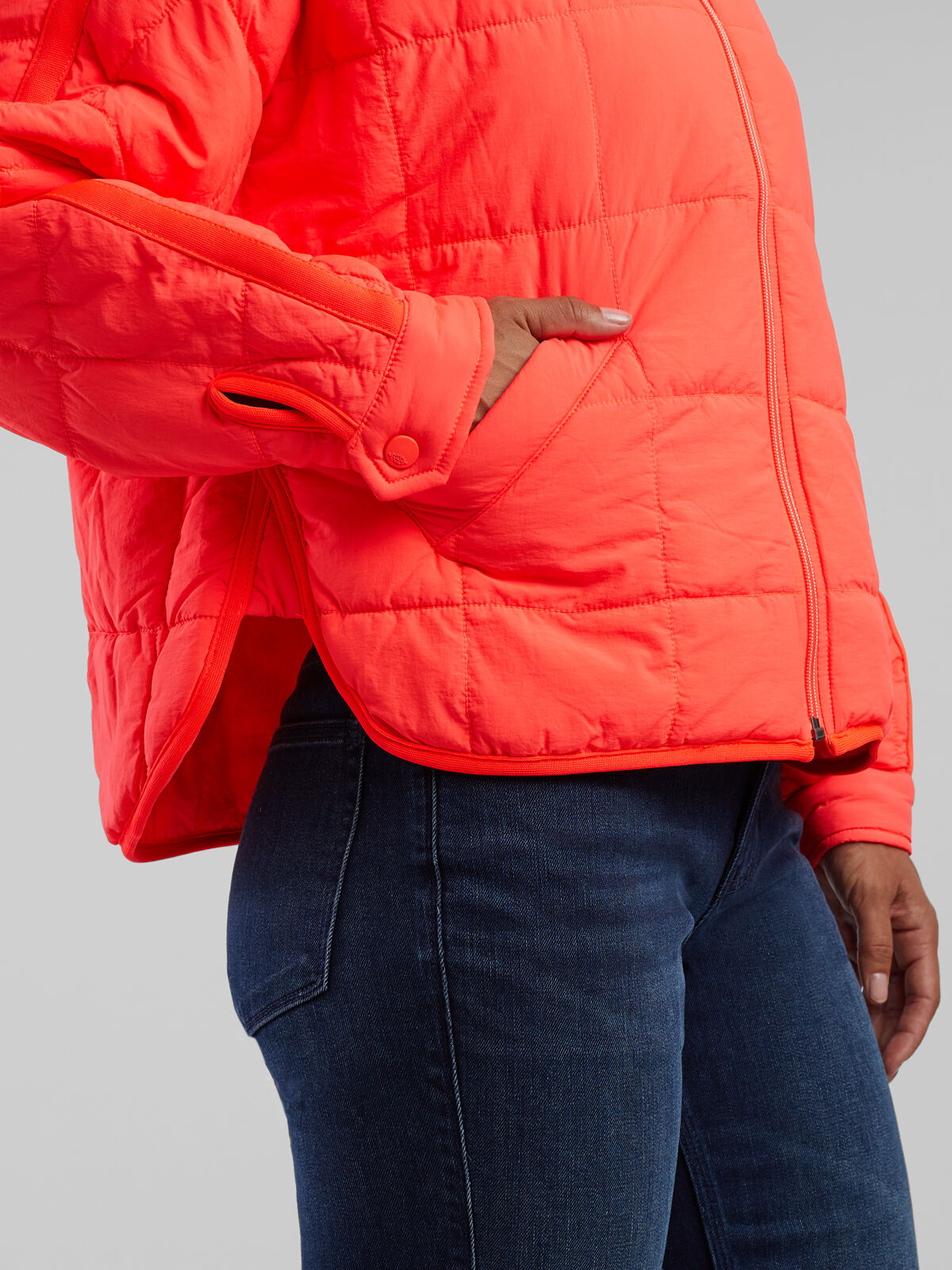 Red packable puffer jacket discount