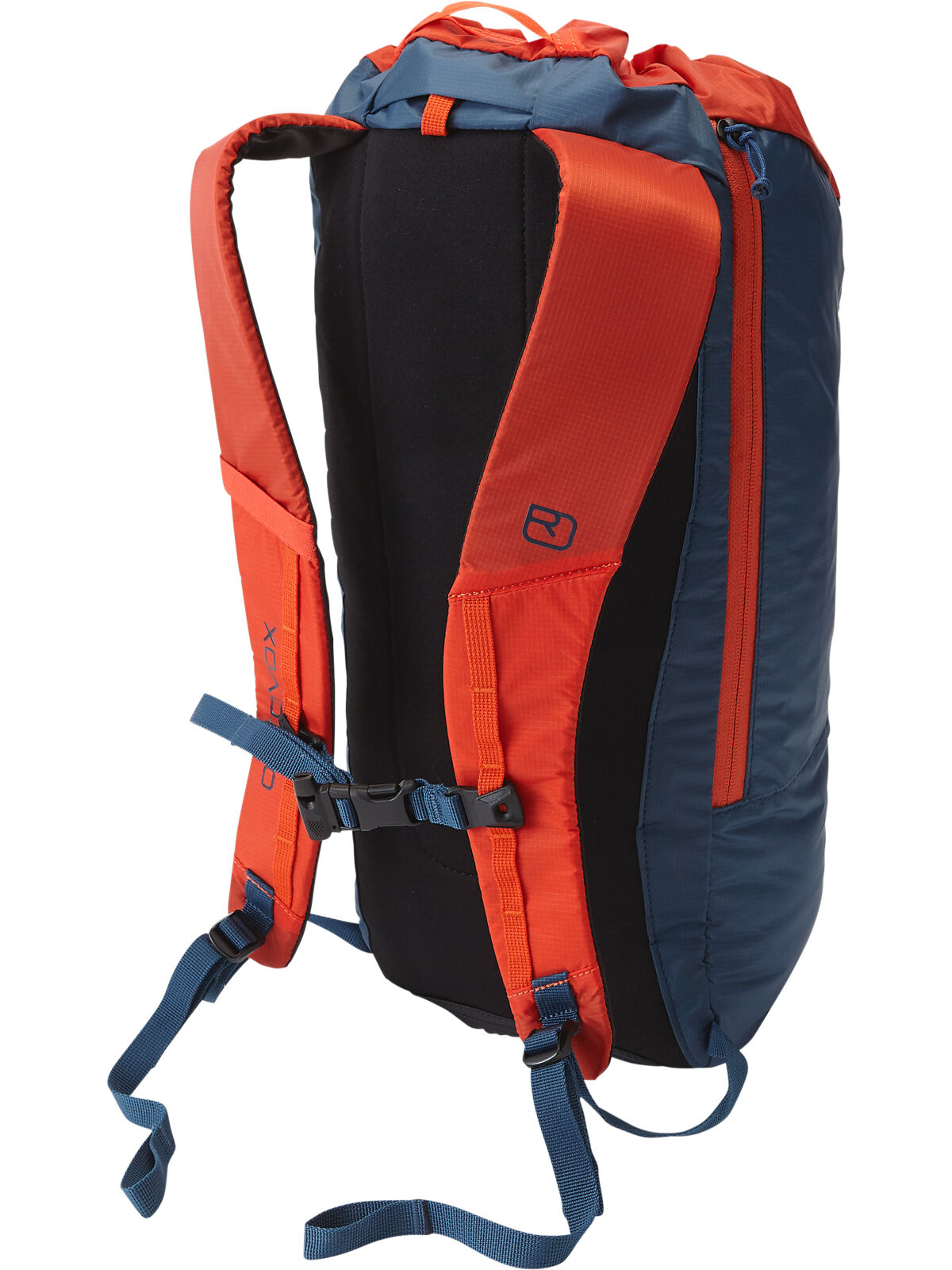 Fly Daypack | Title Nine