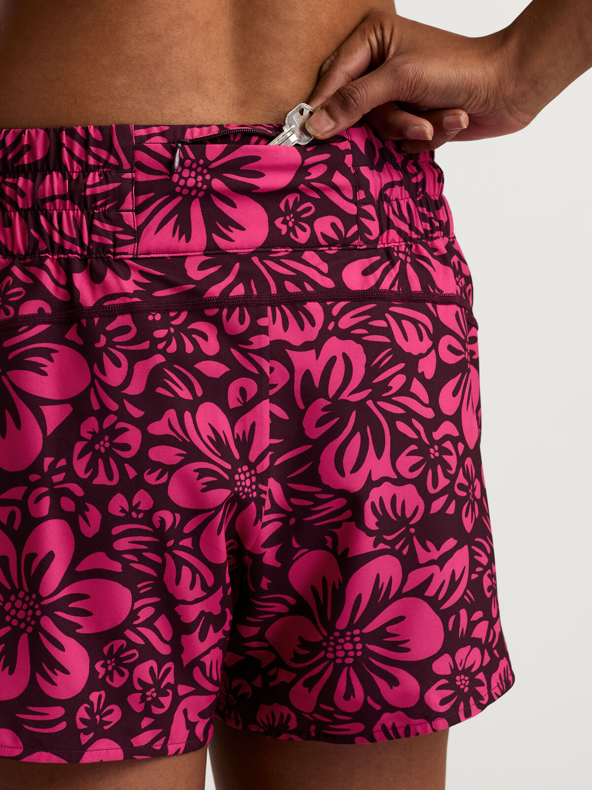 Women's Board Shorts: Tideturn 4