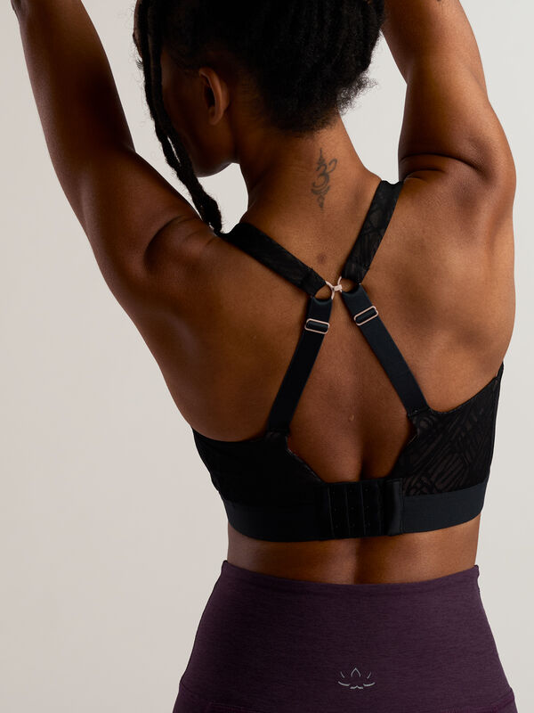 Marvel Minimalist Underwire Sports Bra