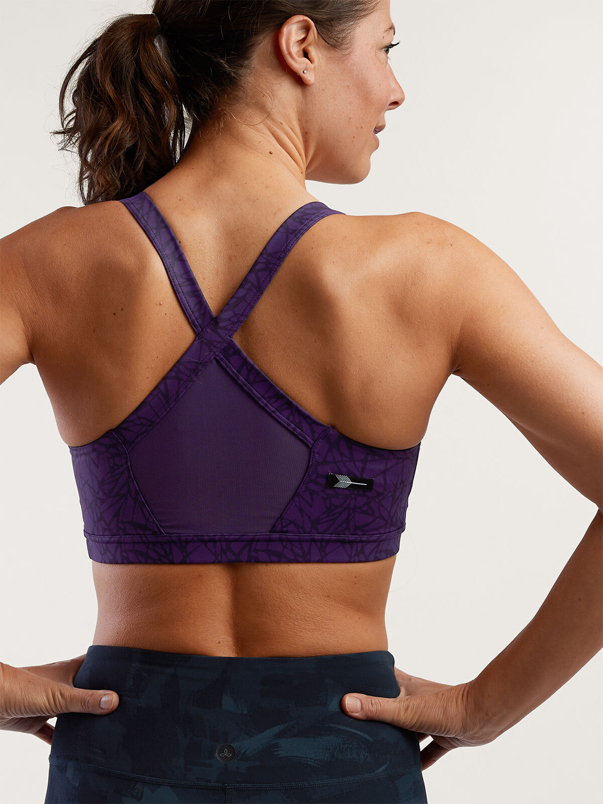 Oiselle Sports Bra Racerback: Close the Gap Outlet