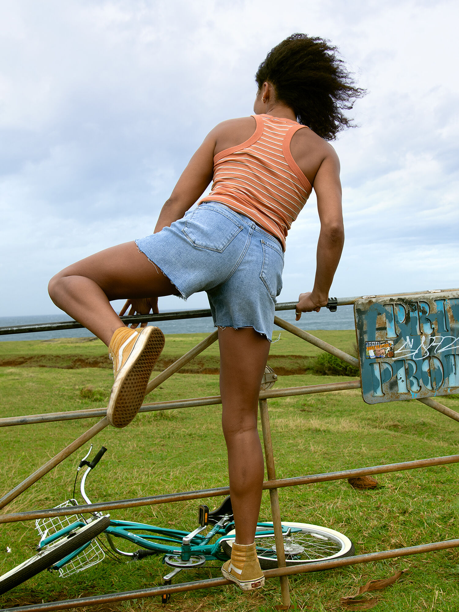 Headlands Ribbed Tank Top, , model