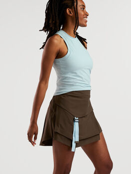 SENIQ Trailmix Skort &ndash; Pocketed, Quick-Dry Trail-Ready