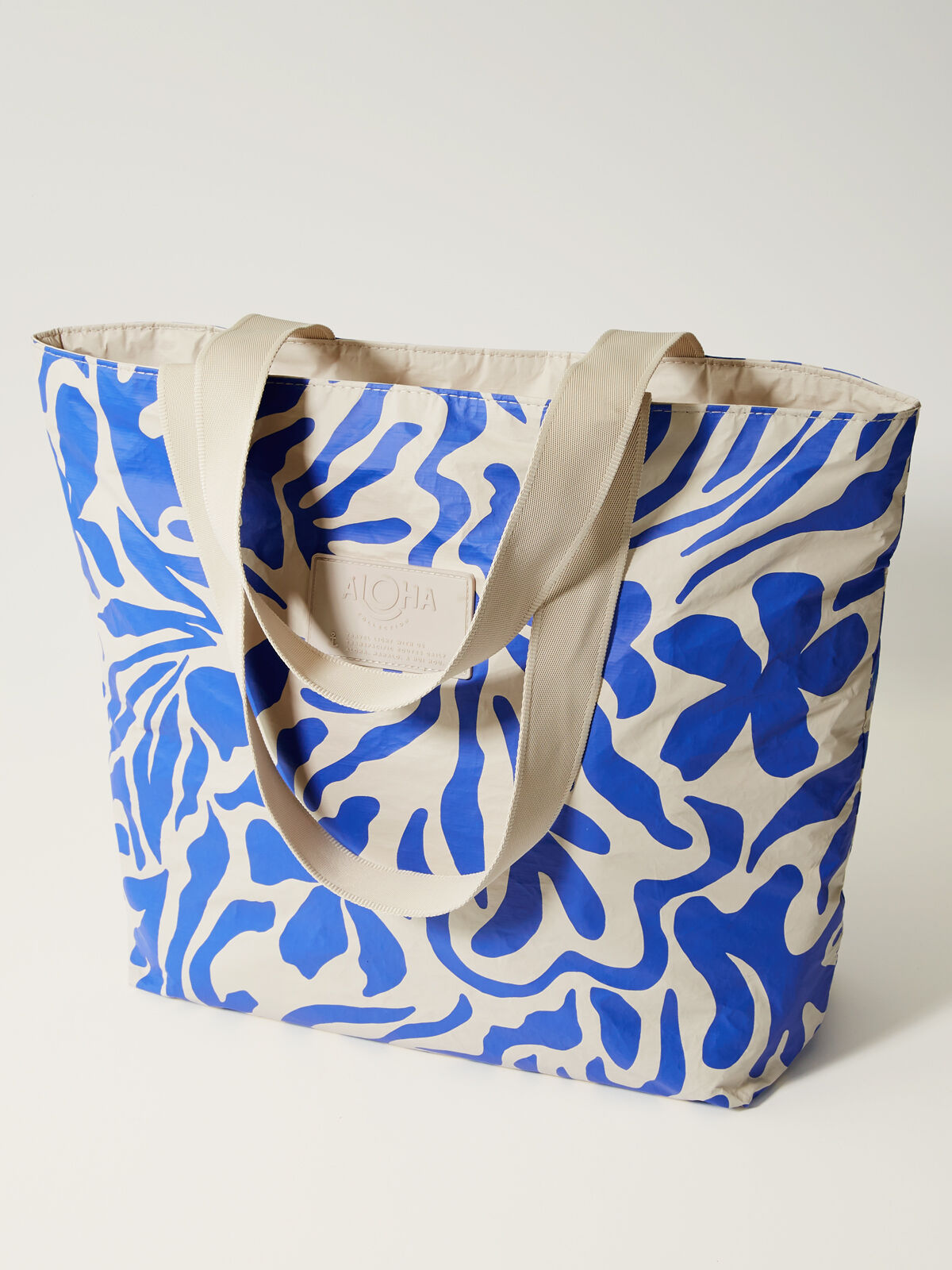 Aloha Day Tripper Zipper Tote Bag | Title Nine